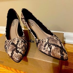 Clark’s Linvale Crown Pumps, Sz 6